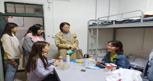 DB3FE049B991DE2004E5BDEDC6B0E297